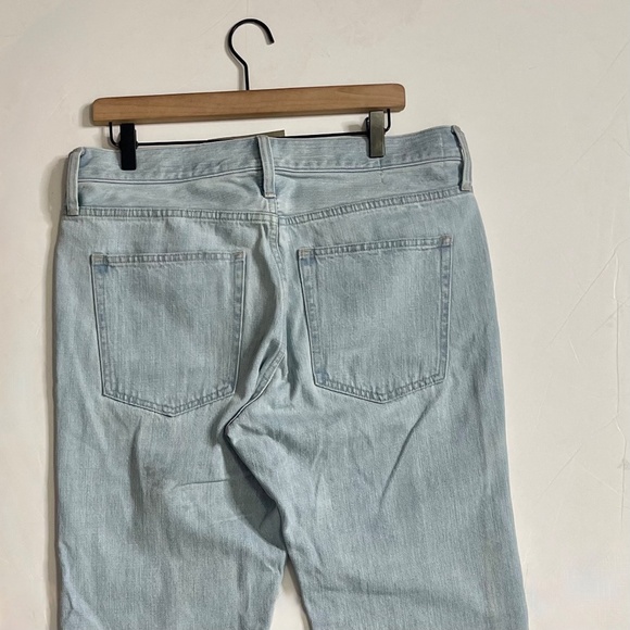NWT!! J. CREW Mid-Rise Straight Jeans Montauk Wash Denim Classic Preppy Size 30 - Picture 10 of 16